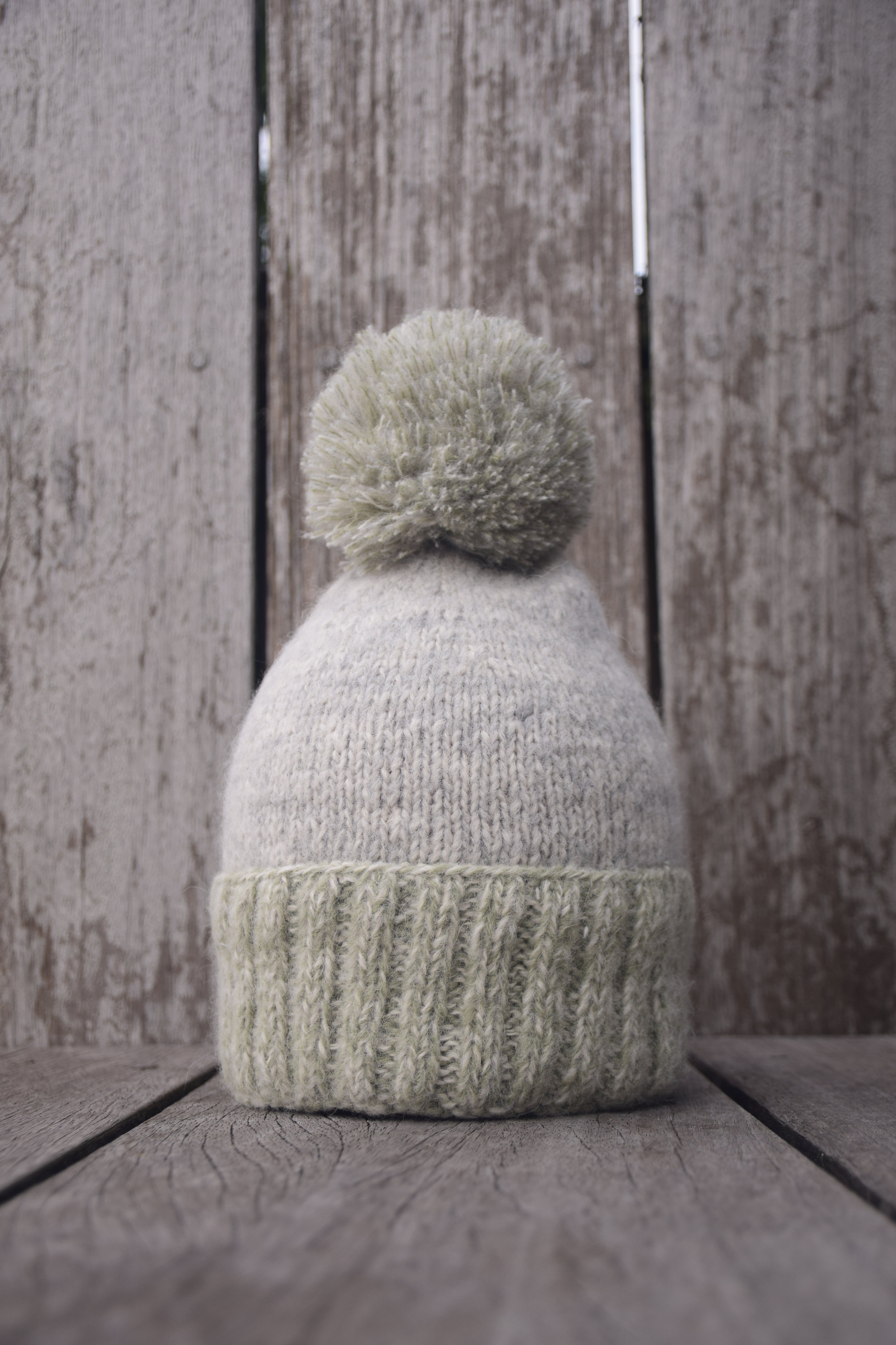 ZITA hat moss green/cloudy white/light grey