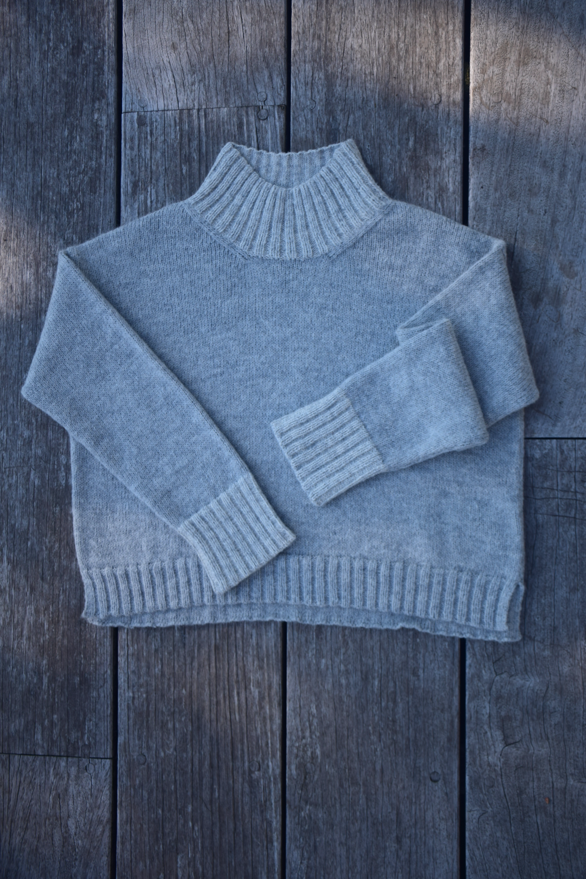 ELYSEE hipster alpaca high neck sweater